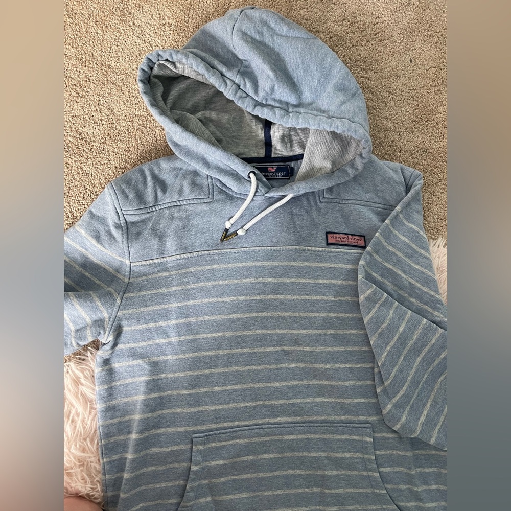 vineyard vines striped sweatshirt